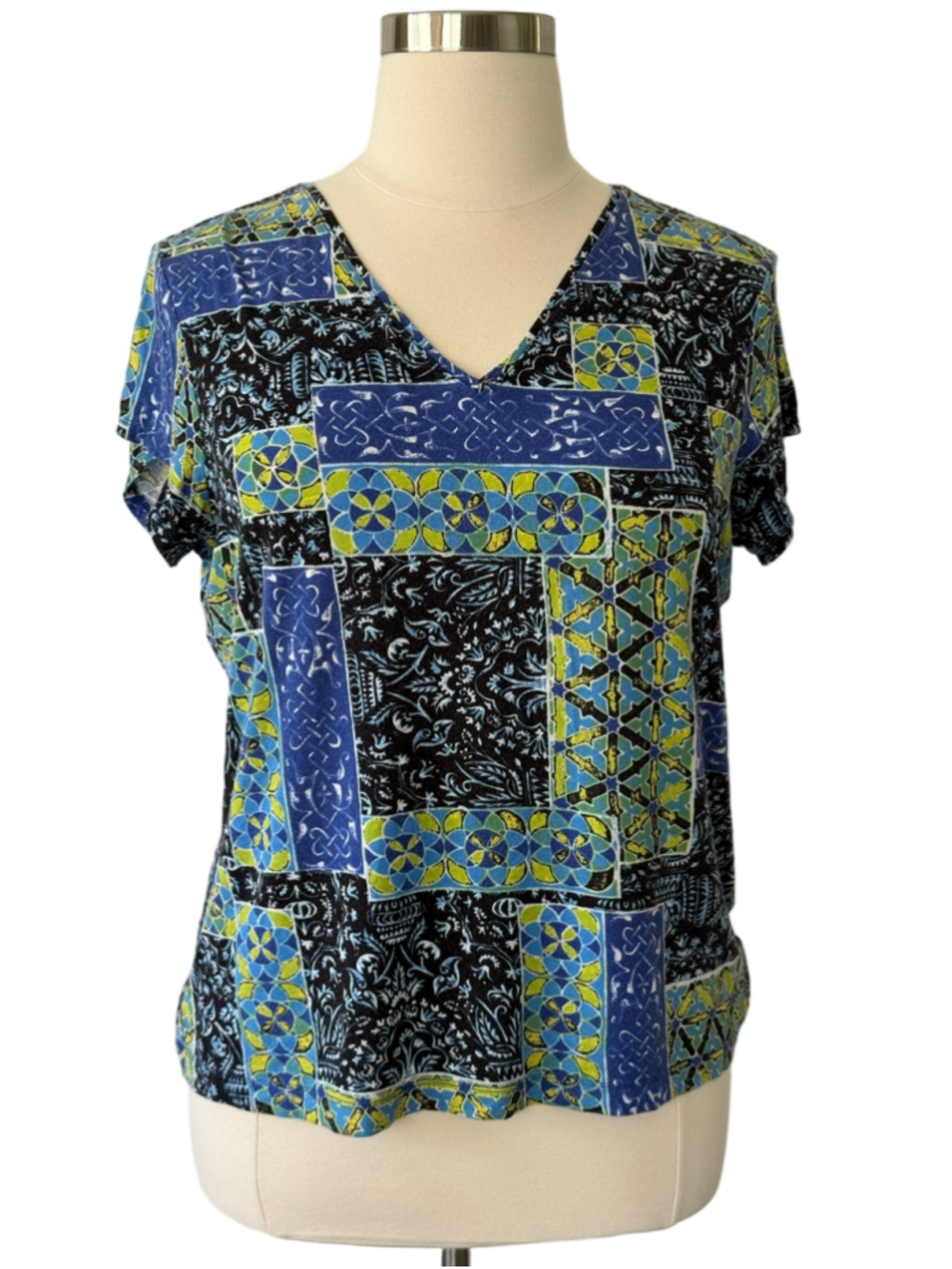 Women's Chico's Short Sleeve Tee, Size 16 Black and Blue Patterned (Chico’s 3)